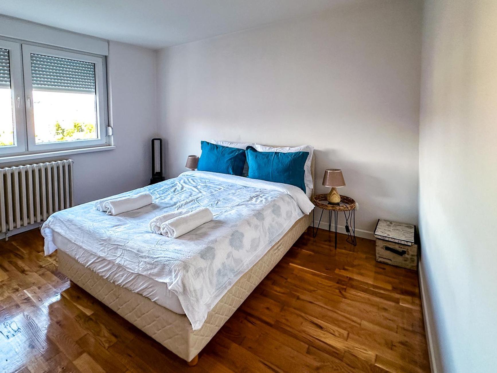 Spacious Cozy Cheyf Apartment